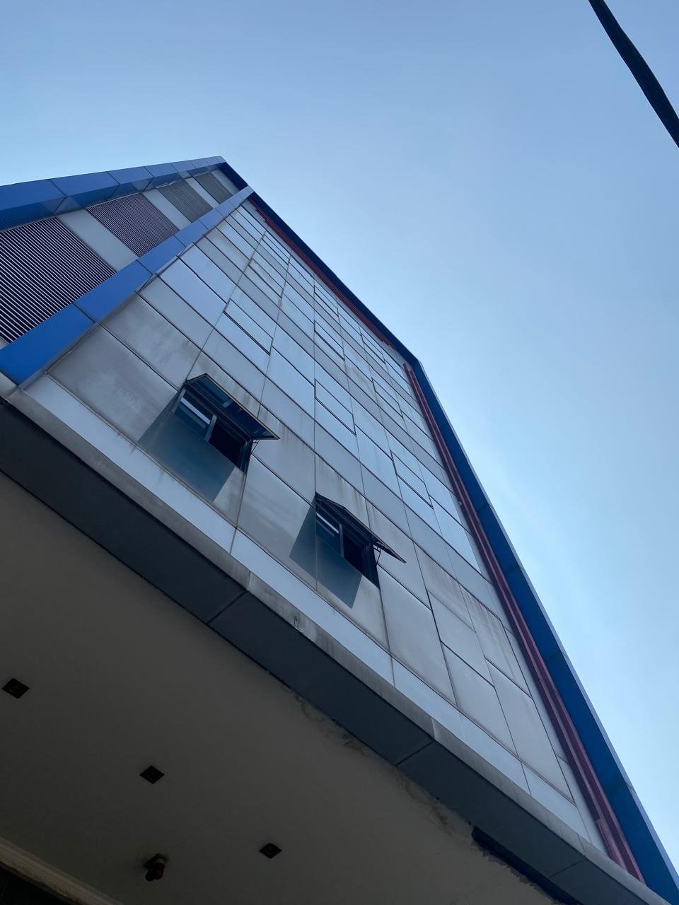 Mitra Bahan Baku Terpercaya